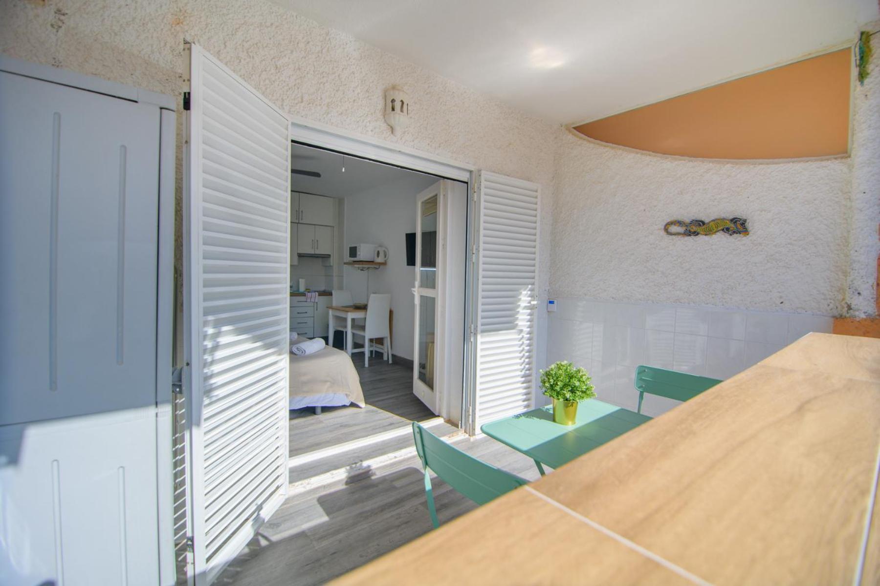 Natura Mediterranea Estudio Naturista Primera Linea Con Piscina Вера Экстерьер фото